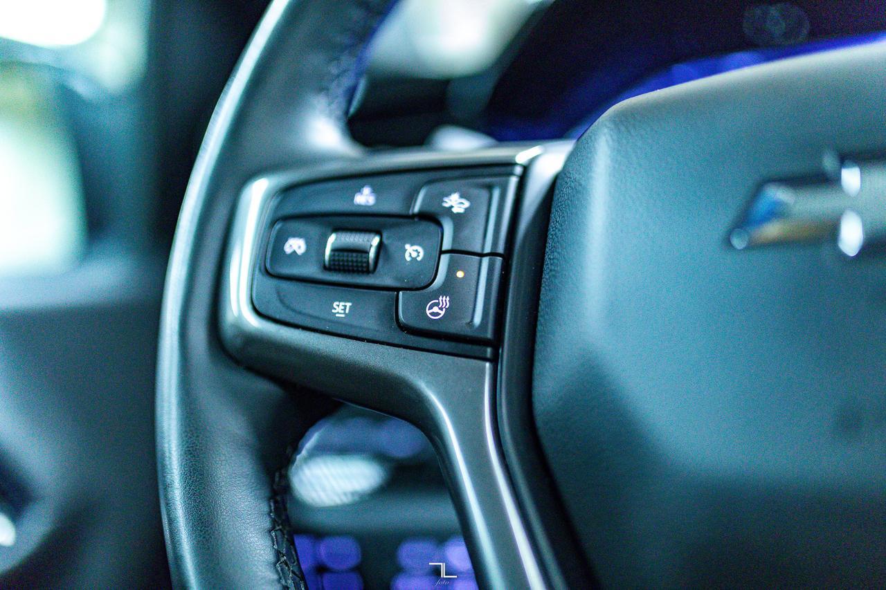 2024 Chevrolet Silverado 1500 4x4 Crew Cab ZR2 Leather Roof Nav BCam Red Deer AB