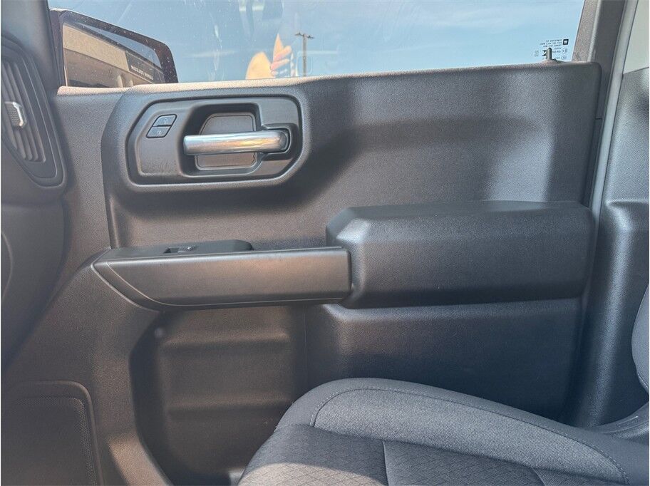 2024 Chevrolet Silverado 1500 Crew Cab Custom Pickup 4D 5 3/4 ft Folsom CA