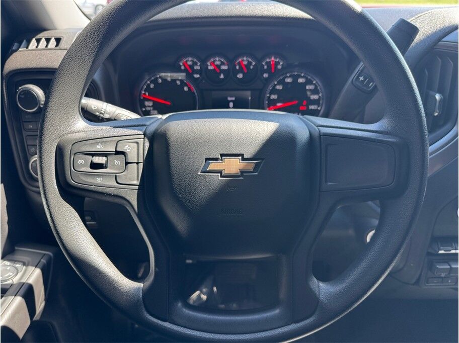 2024 Chevrolet Silverado 1500 Crew Cab Custom Pickup 4D 5 3/4 ft Folsom CA