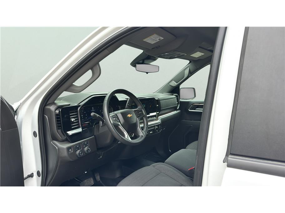 2024 Chevrolet Silverado 1500 Crew Cab LT Pickup 4D 5 3/4 ft Folsom CA