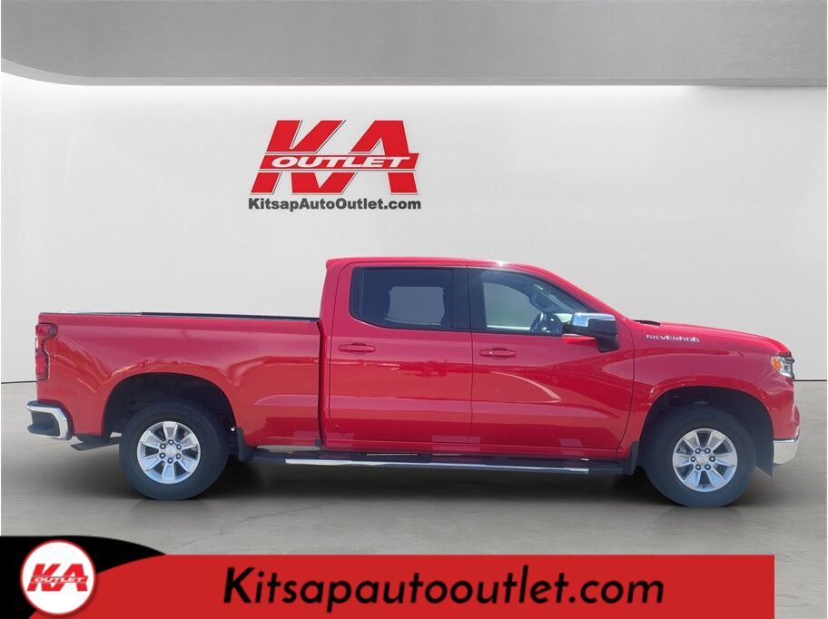 2024 Chevrolet Silverado 1500 Crew Cab LT Pickup 4D 6 1/2 ft