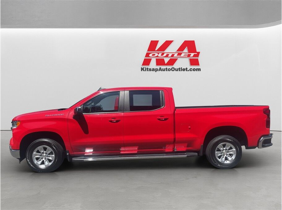 2024 Chevrolet Silverado 1500 Crew Cab LT Pickup 4D 6 1/2 ft