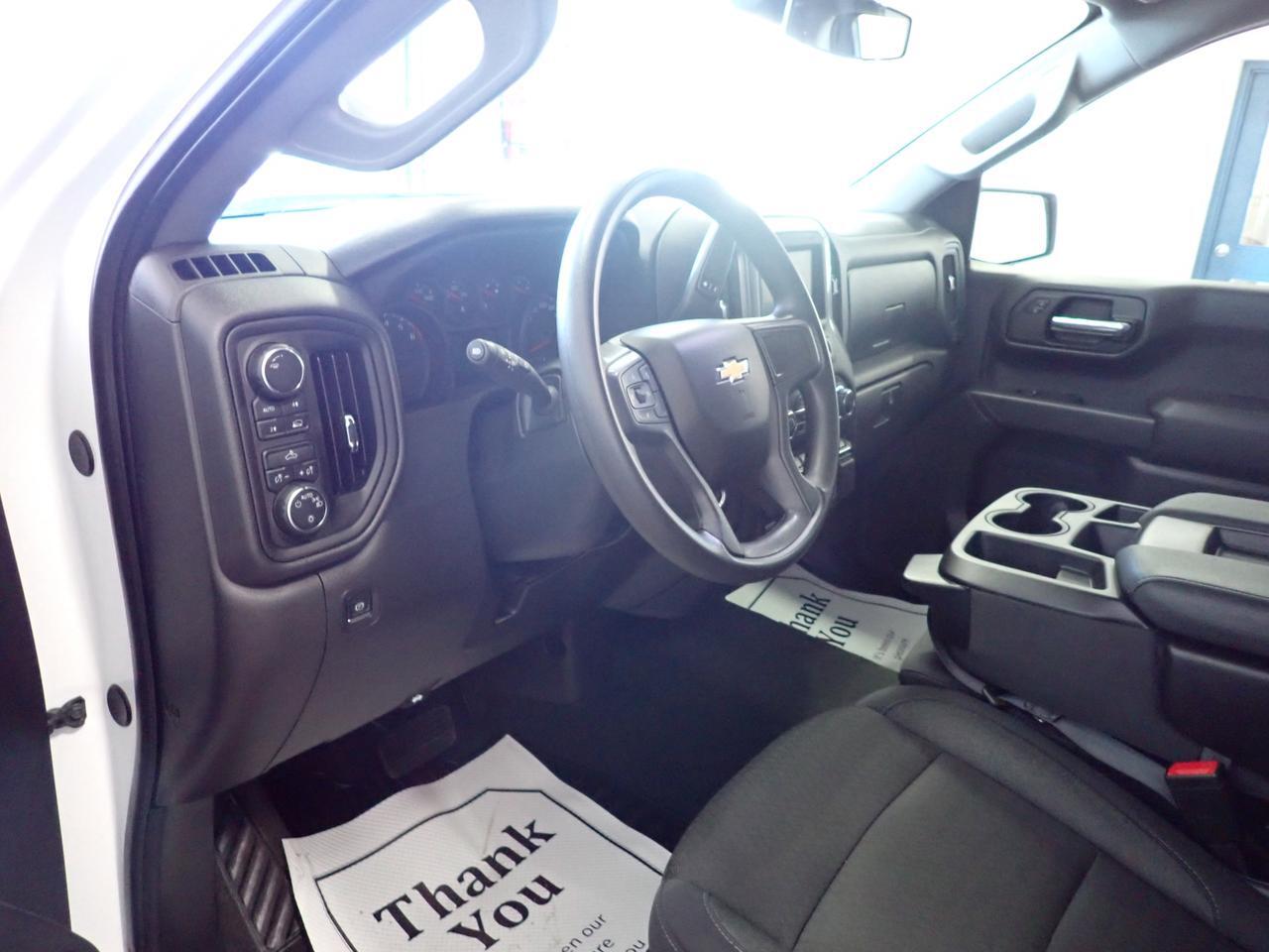 2024 Chevrolet Silverado 1500 Custom CREW CAB 4WD 6.5 BOX Listowel ON