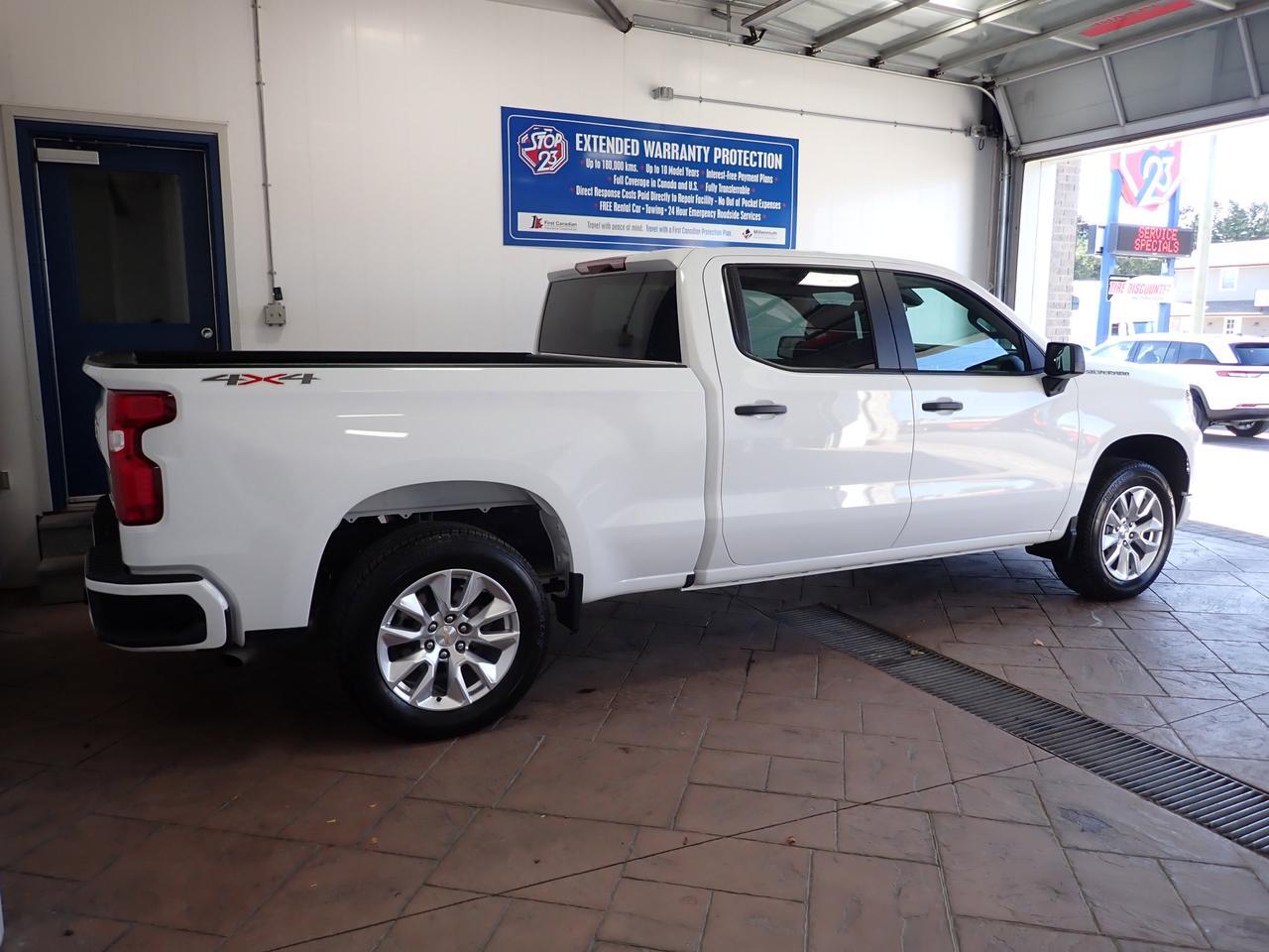 2024 Chevrolet Silverado 1500 Custom CREW CAB 4WD 6.5 BOX Listowel ON
