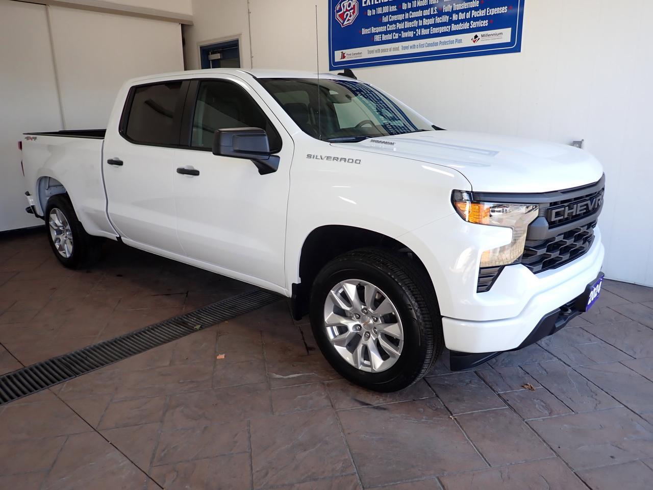 2024 Chevrolet Silverado 1500 Custom CREW CAB 4WD