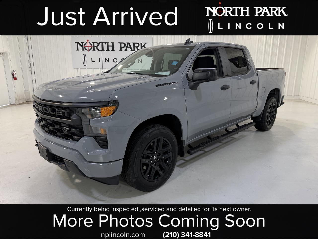 2024 Chevrolet Silverado 1500 Custom