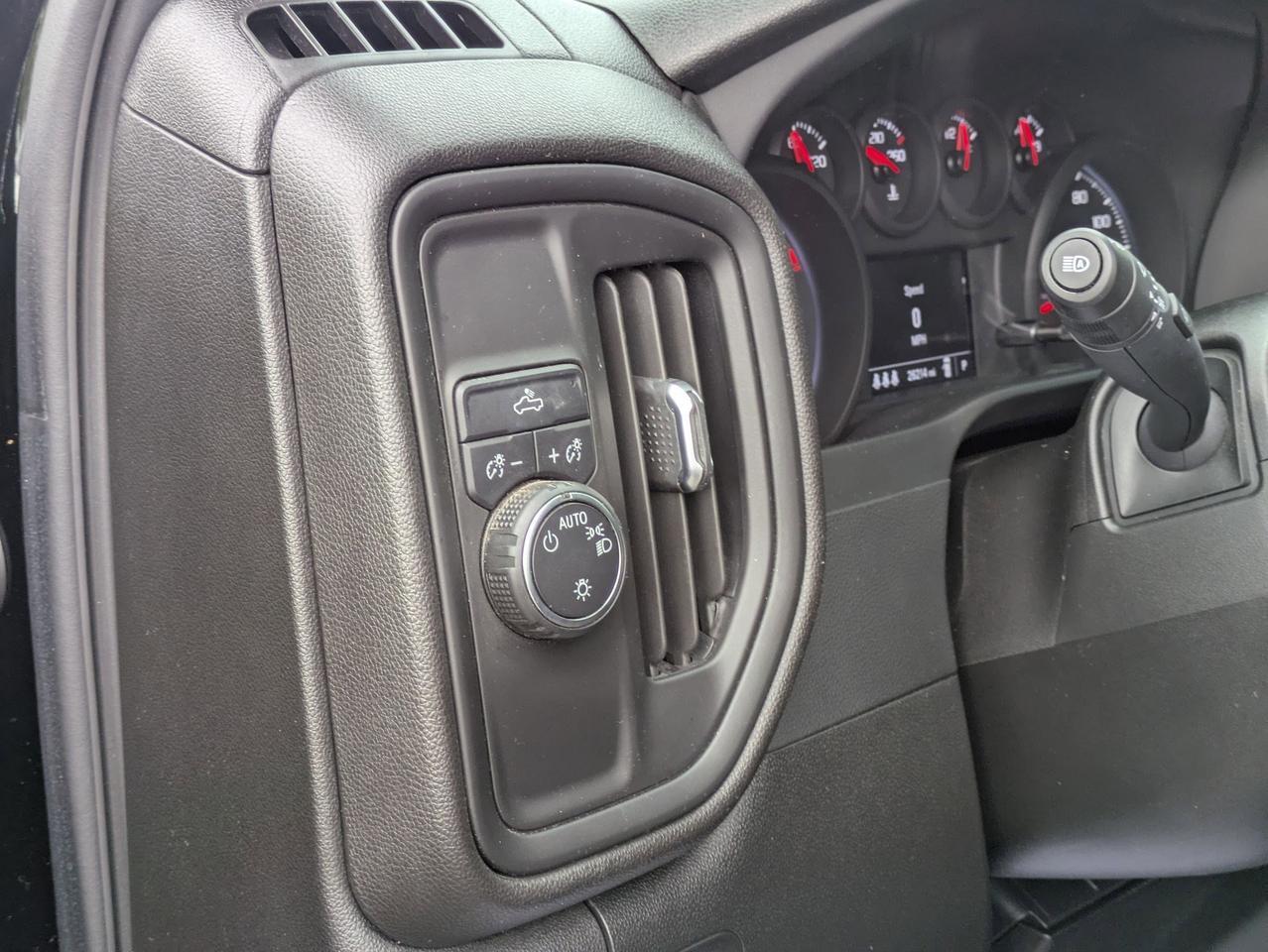 2024 Chevrolet Silverado 1500 Custom Castroville TX