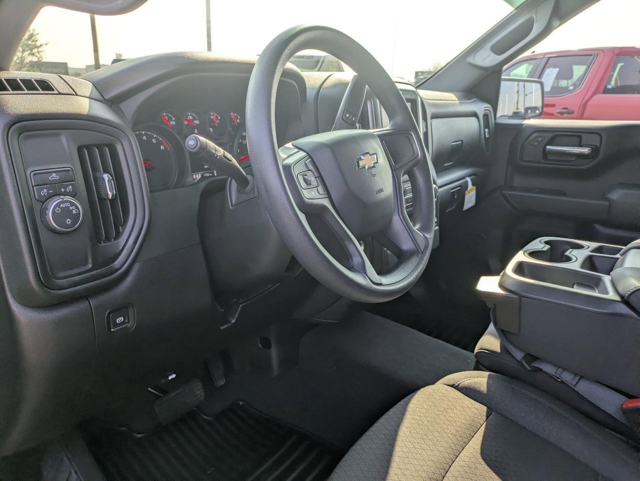 2024 Chevrolet Silverado 1500 Custom Castroville TX