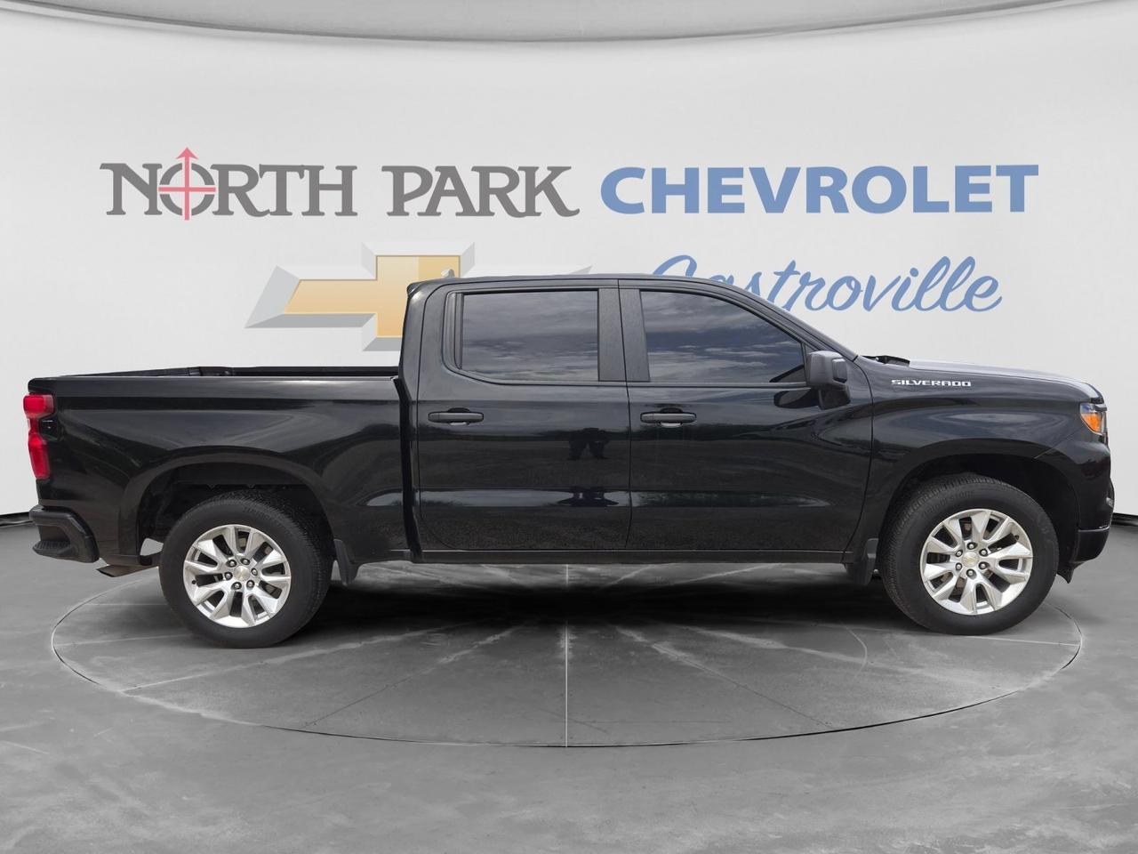 2024 Chevrolet Silverado 1500 Custom