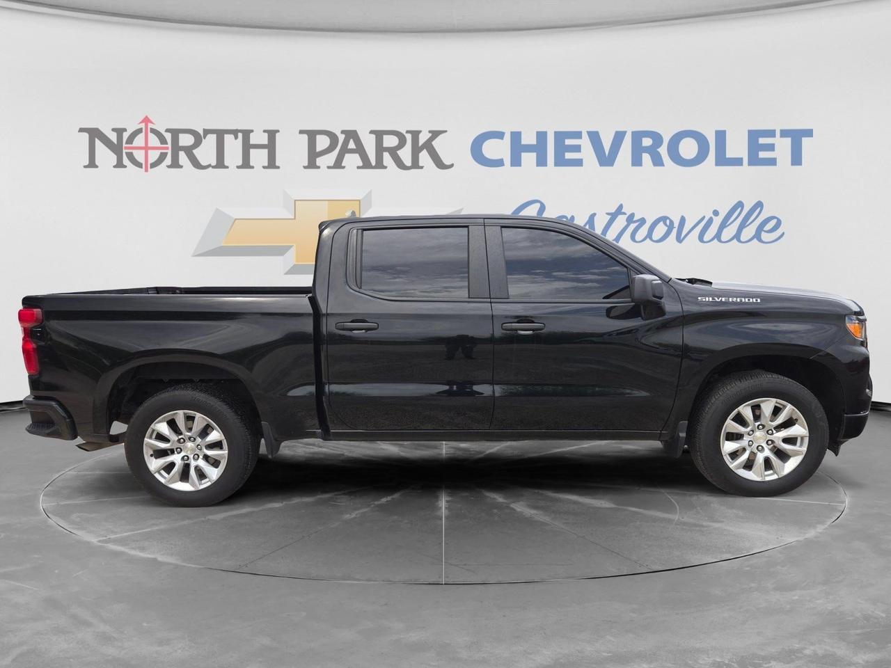 2024 Chevrolet Silverado 1500 Custom