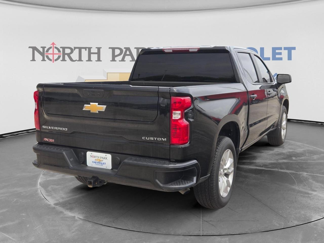 2024 Chevrolet Silverado 1500 Custom