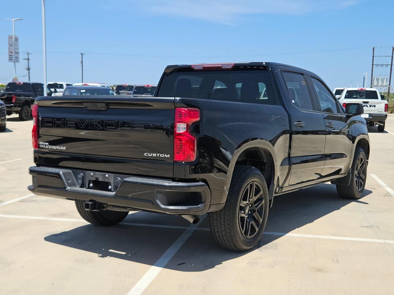 2024 Chevrolet Silverado 1500 Custom