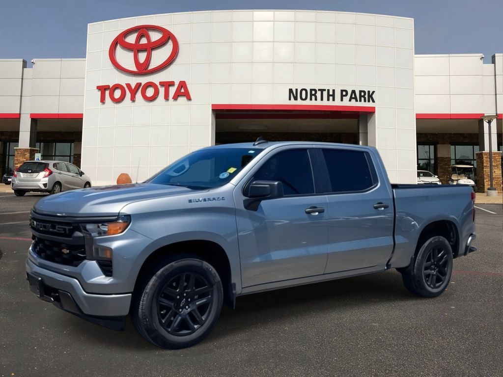2024 Chevrolet Silverado 1500 Custom