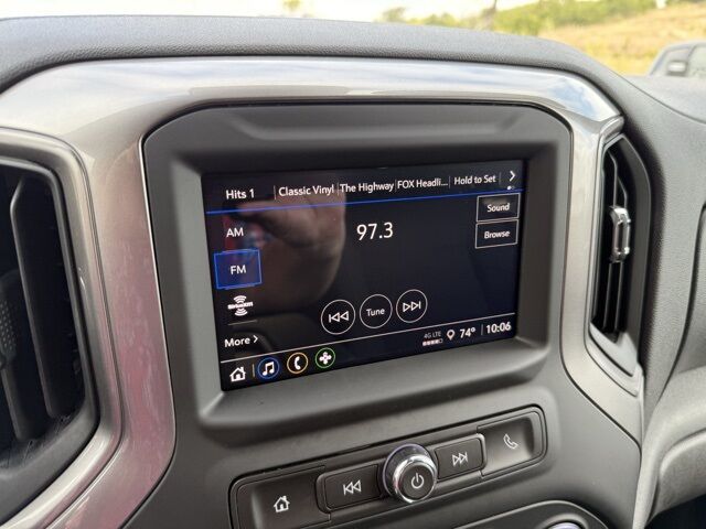 2024 Chevrolet Silverado 1500 Custom Trail Boss TX 2024 Chevrolet Silverado 1500 Custom Trail Boss TX