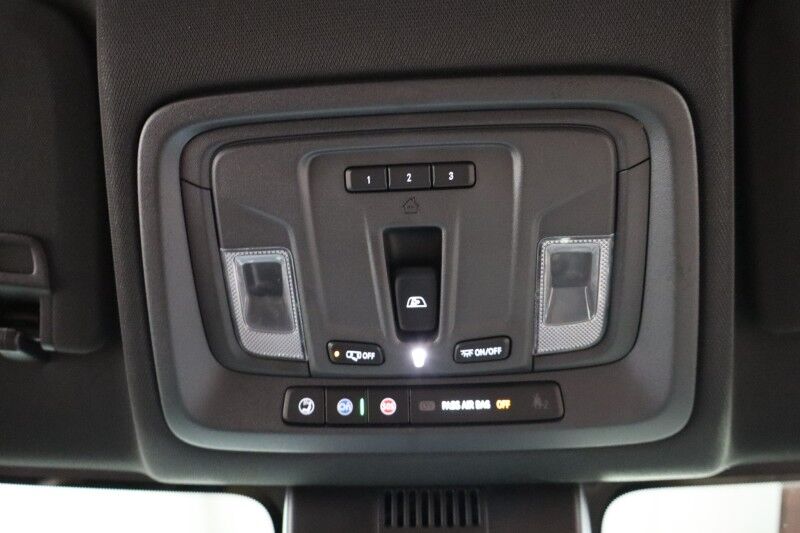 2024 Chevrolet Silverado 1500 High Country 4WD 6.2L V8 GPS Camera Super Cruise Tech Pkg Arlington TX
