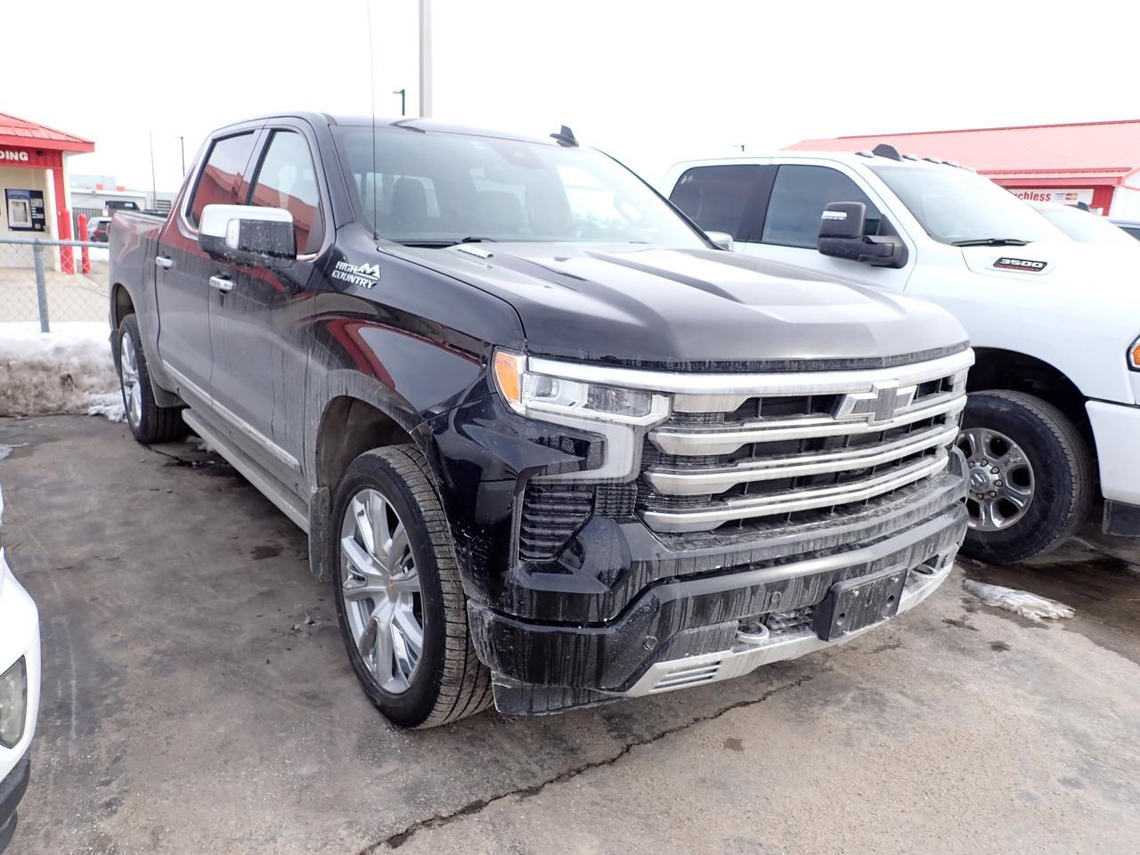 2024 Chevrolet Silverado 1500 High Country 4WD CREW LEATHER NAVI SUNROOF *DIESEL*