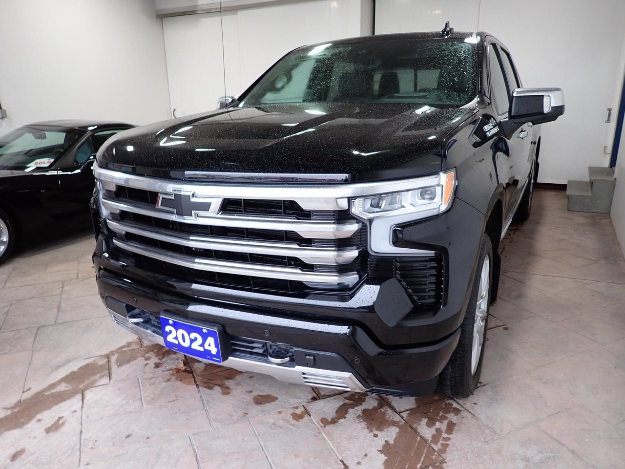 2024 Chevrolet Silverado 1500 High Country 4WD CREW LEATHER NAVI SUNROOF *DIESEL* Listowel ON