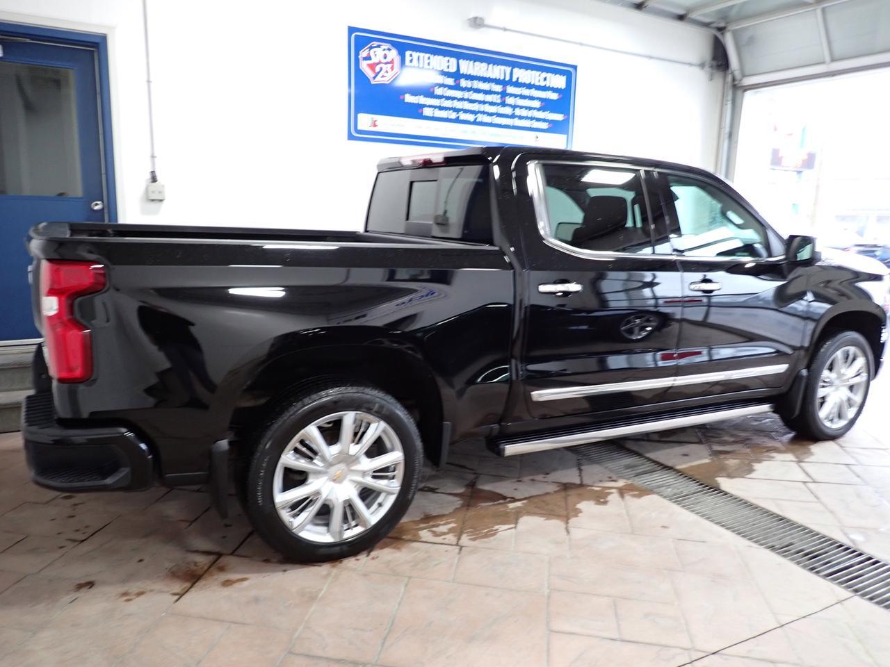 2024 Chevrolet Silverado 1500 High Country 5.5 BOX 4WD CREW LEATHER NAVI SUNROOF *DIESEL* Listowel ON