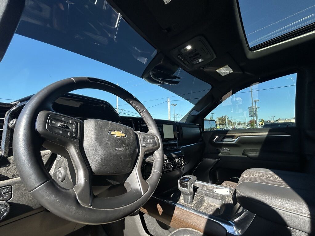 2024 Chevrolet Silverado 1500 High Country Crestwood KY