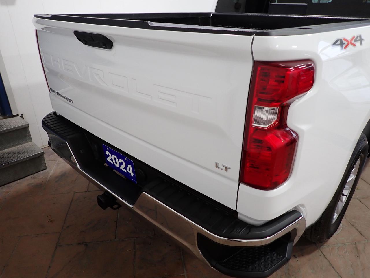 2024 Chevrolet Silverado 1500 LT 4WD CREW CAB LEATHER Listowel ON