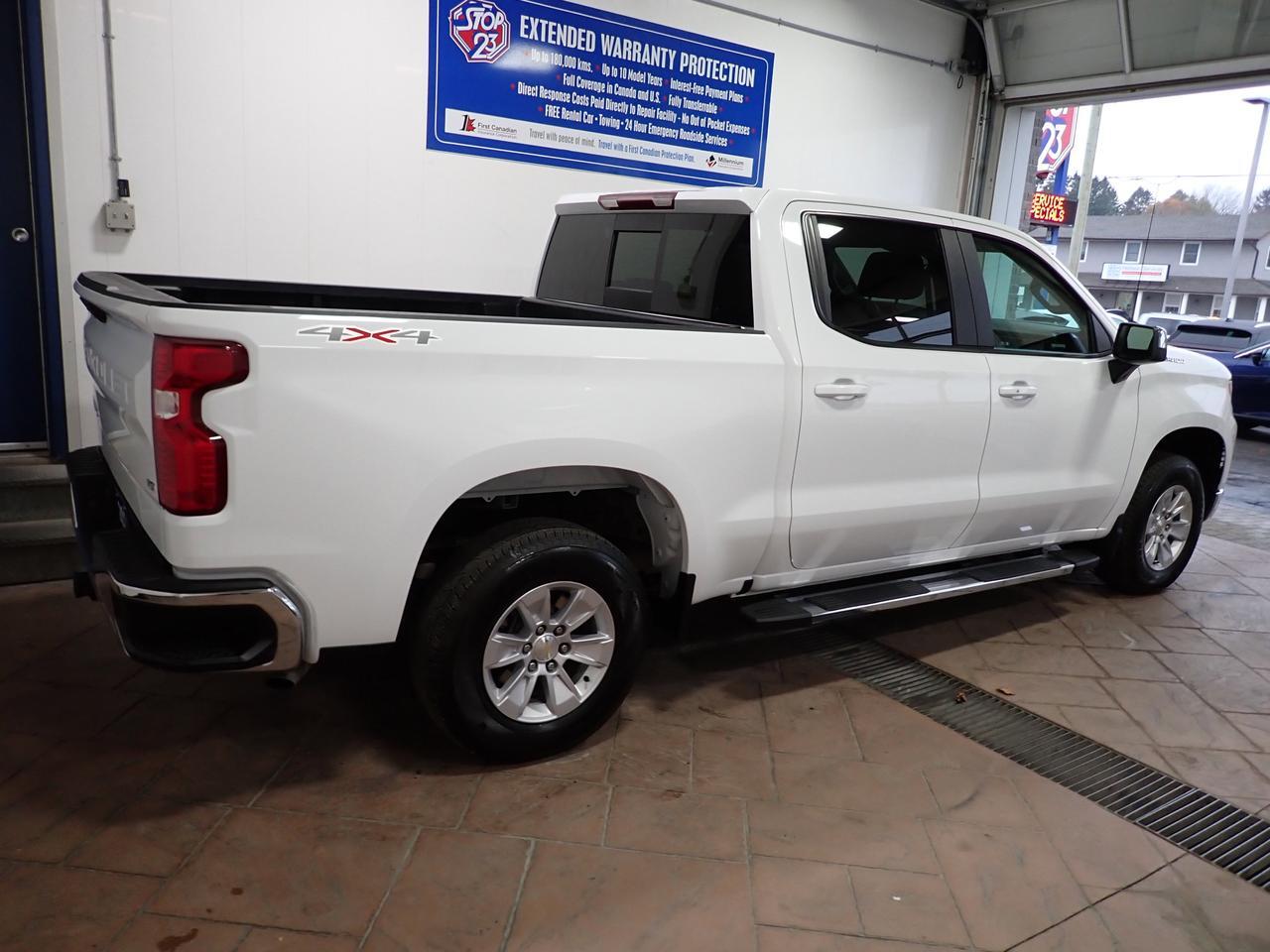 2024 Chevrolet Silverado 1500 LT 4WD CREW CAB LEATHER Listowel ON