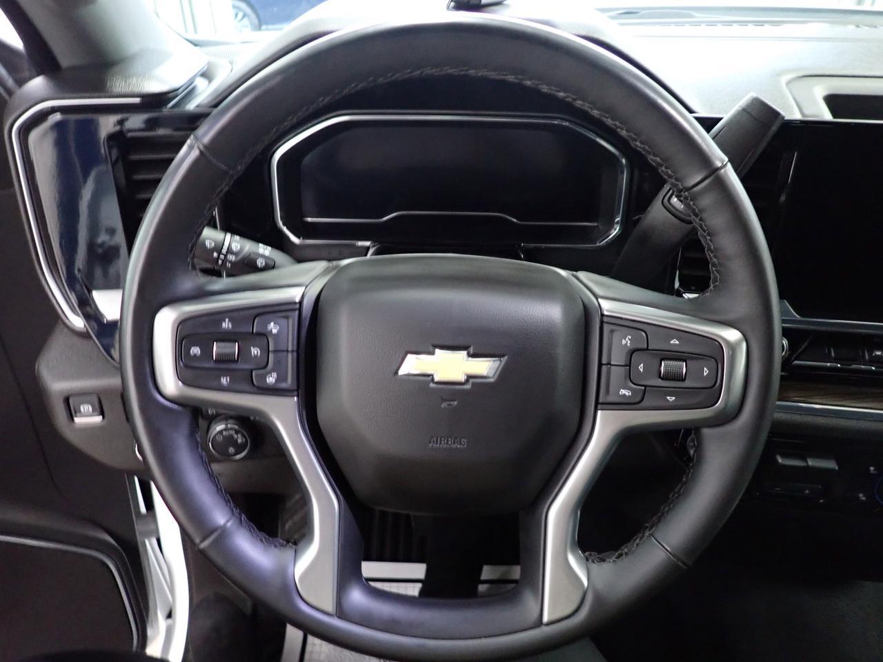 2024 Chevrolet Silverado 1500 LT 4WD CREW CAB LEATHER Listowel ON