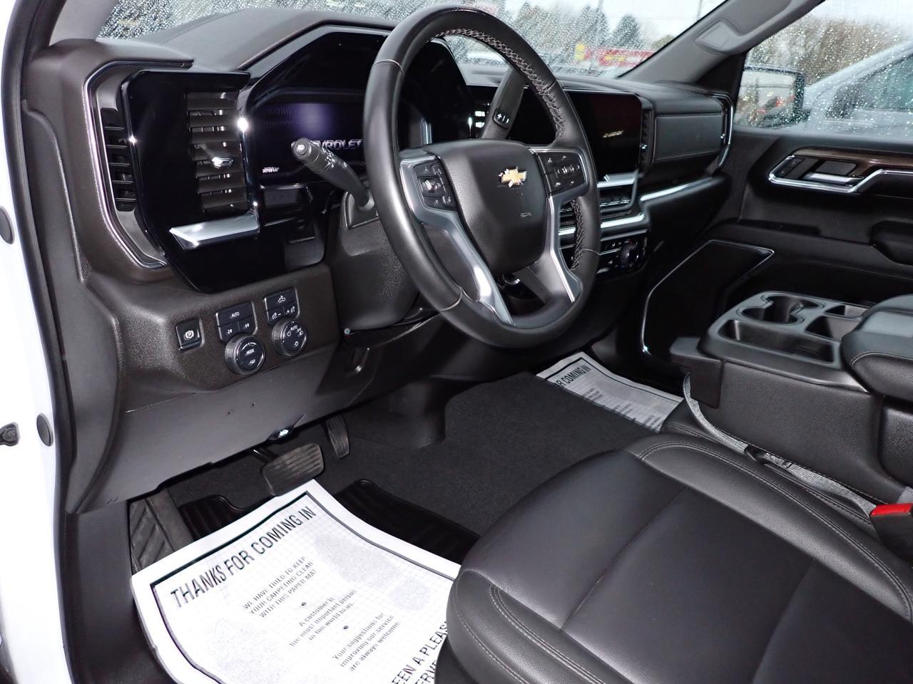 2024 Chevrolet Silverado 1500 LT 4WD CREW CAB LEATHER Listowel ON