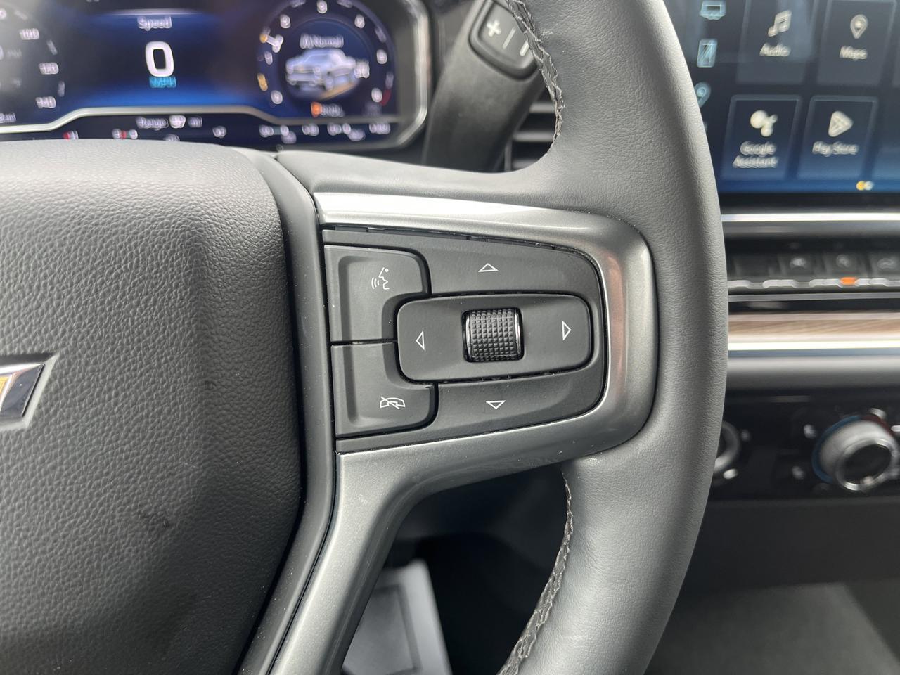 2024 Chevrolet Silverado 1500 LT Crew Cab 4WD w/20s All-TerrrainTires HtdSeats HtdSteeringWheel HD-RearCamera Saukville WI