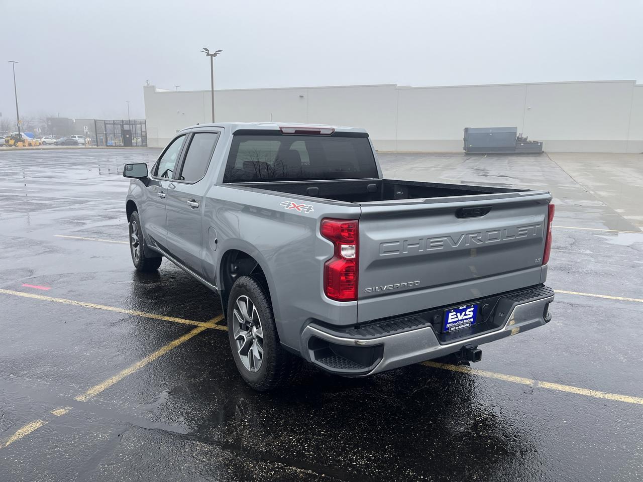 2024 Chevrolet Silverado 1500 LT Crew Cab 4WD w/20s All-TerrrainTires HtdSeats HtdSteeringWheel HD-RearCamera Saukville WI