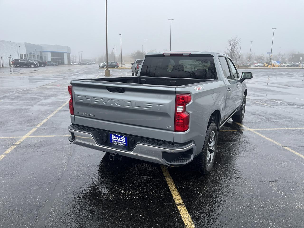 2024 Chevrolet Silverado 1500 LT Crew Cab 4WD w/20s All-TerrrainTires HtdSeats HtdSteeringWheel HD-RearCamera Saukville WI