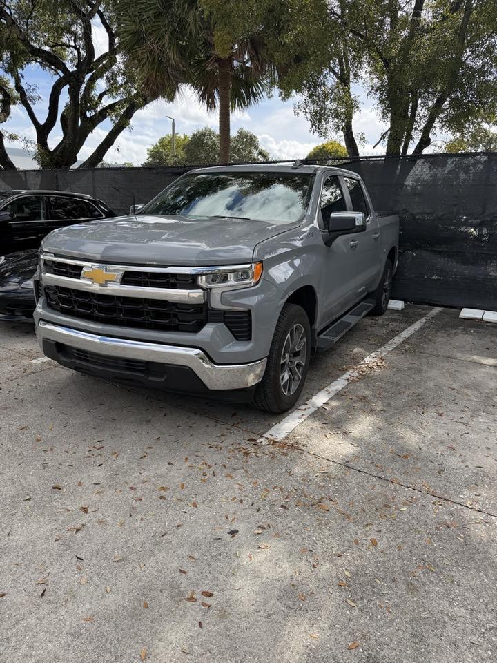 2024 Chevrolet Silverado 1500 LT