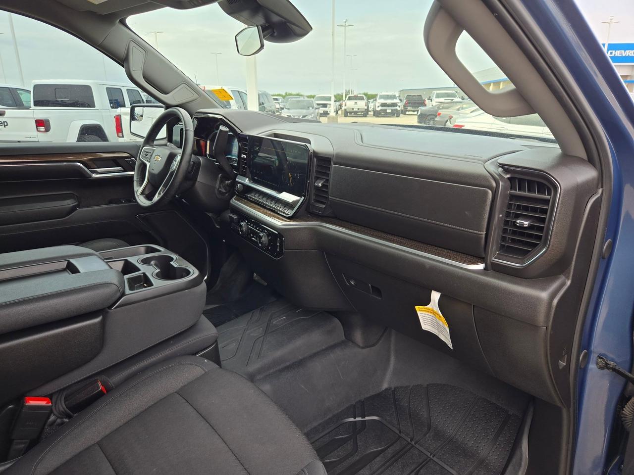2024 Chevrolet Silverado 1500 LT Castroville TX