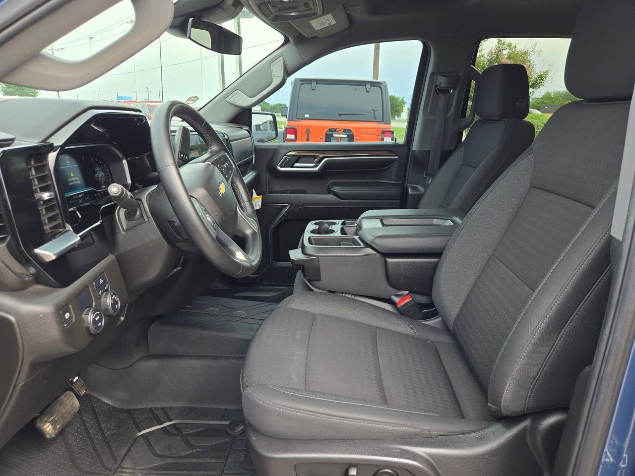 2024 Chevrolet Silverado 1500 LT Castroville TX
