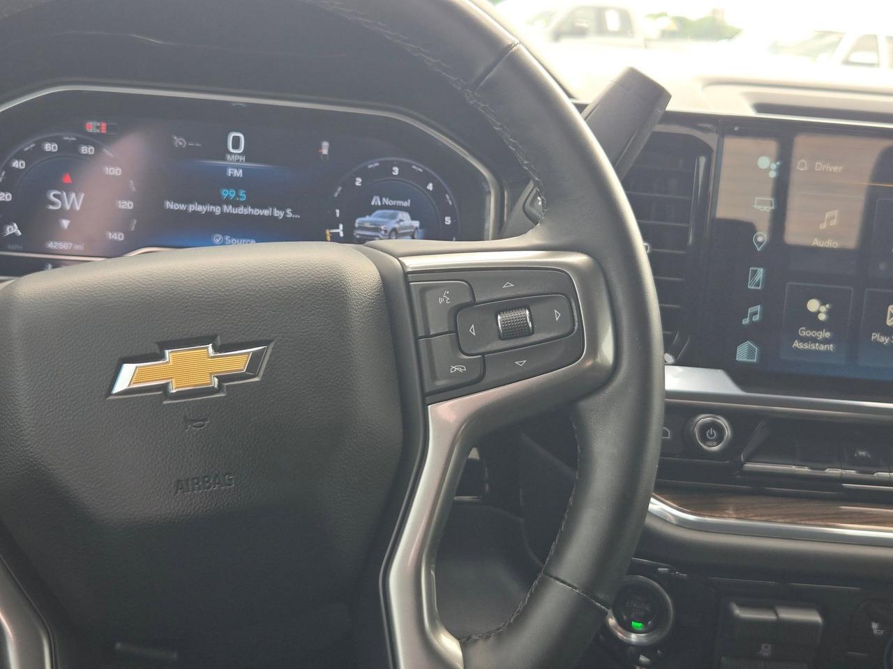 2024 Chevrolet Silverado 1500 LT Castroville TX