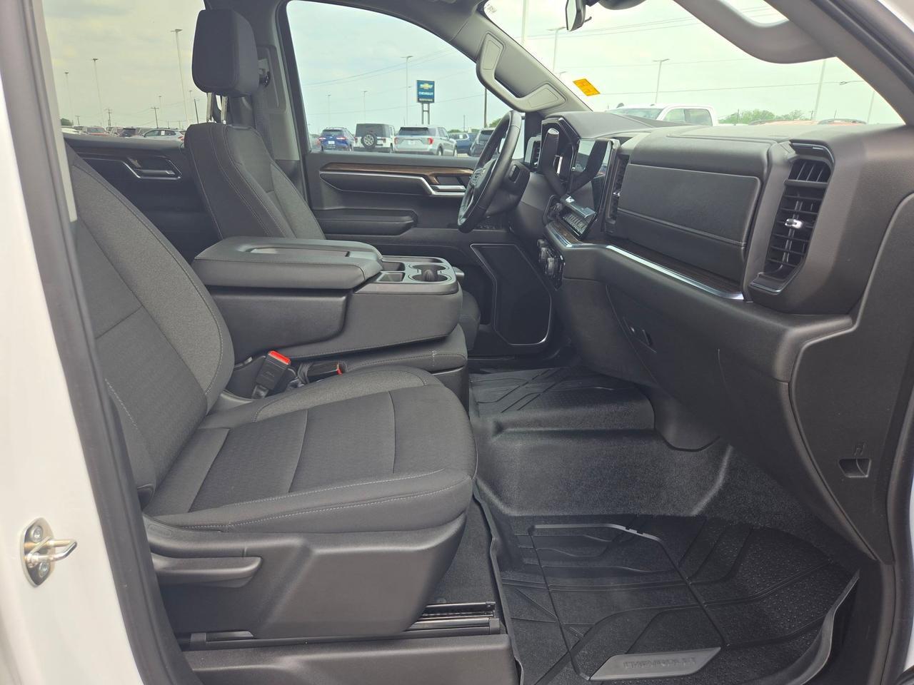 2024 Chevrolet Silverado 1500 LT Castroville TX