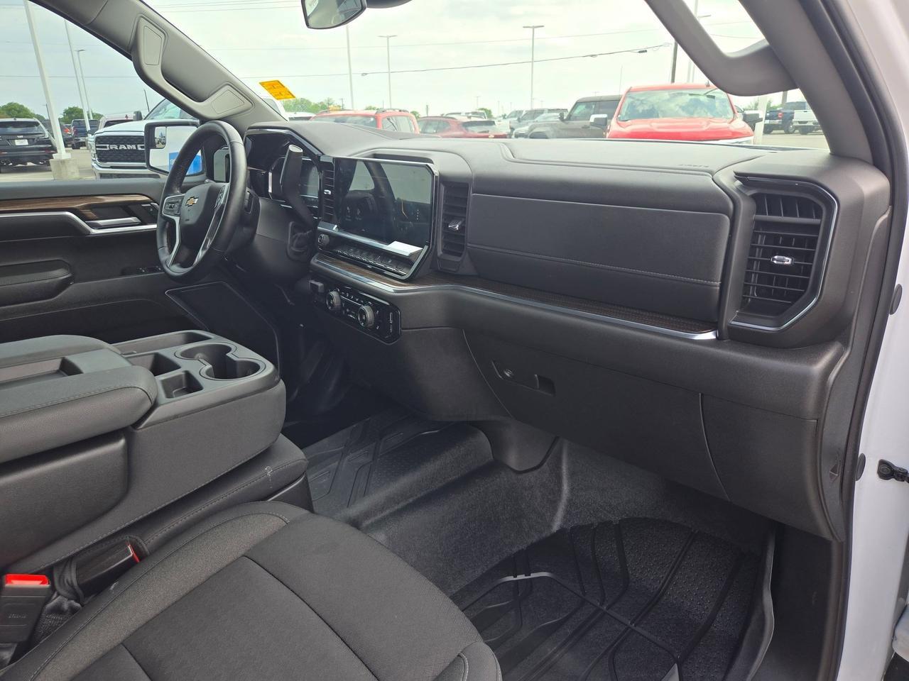 2024 Chevrolet Silverado 1500 LT Castroville TX