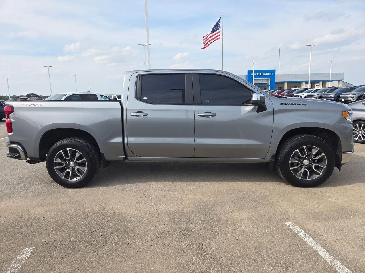 2024 Chevrolet Silverado 1500 LT
