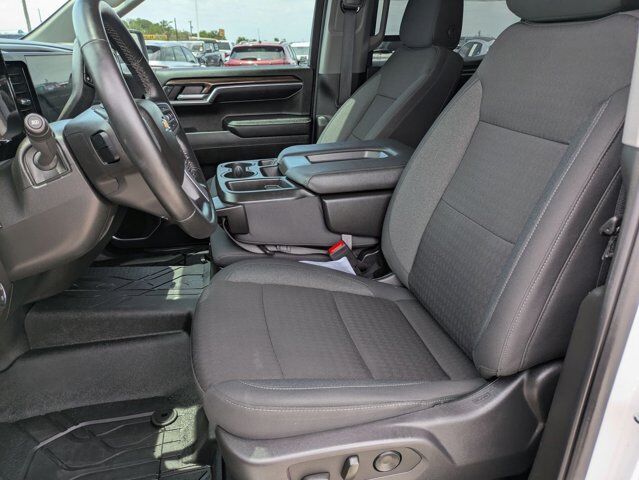2024 Chevrolet Silverado 1500 LT Castroville TX