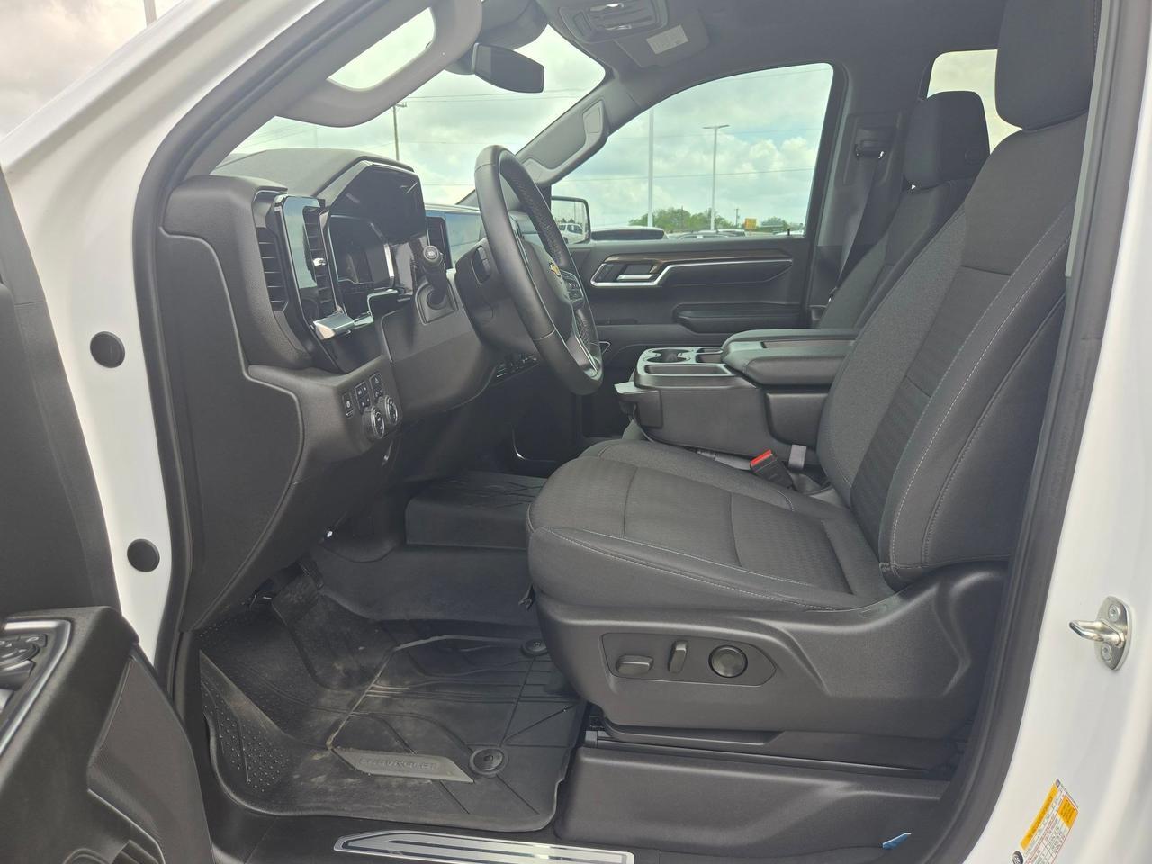 2024 Chevrolet Silverado 1500 LT Castroville TX