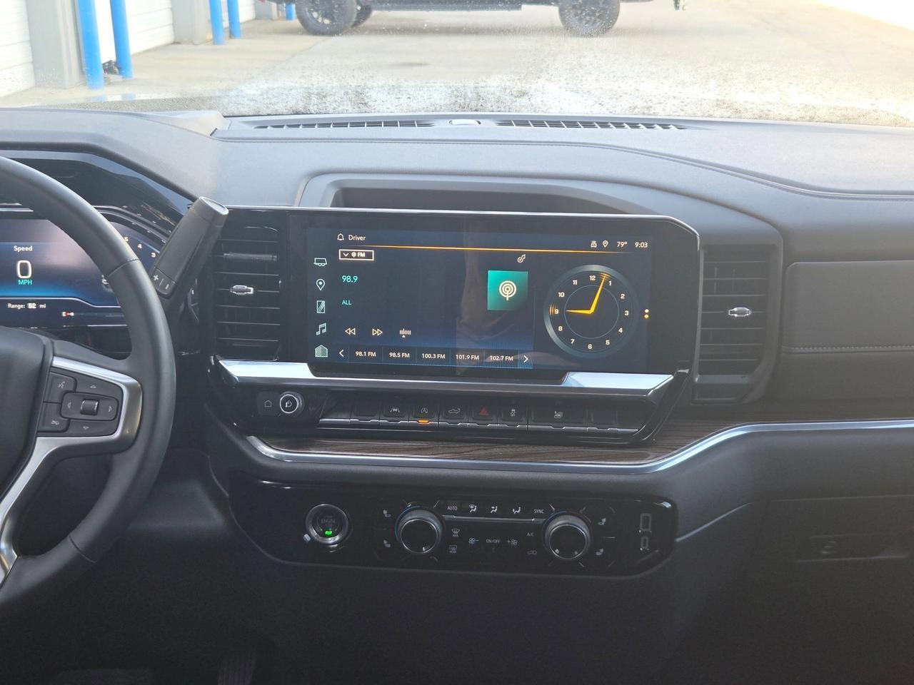 2024 Chevrolet Silverado 1500 LT Castroville TX