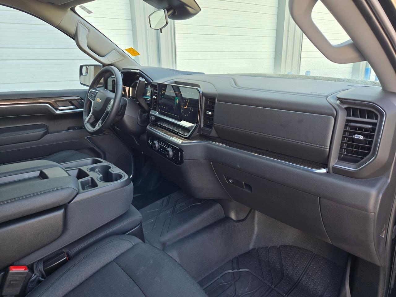 2024 Chevrolet Silverado 1500 LT Castroville TX
