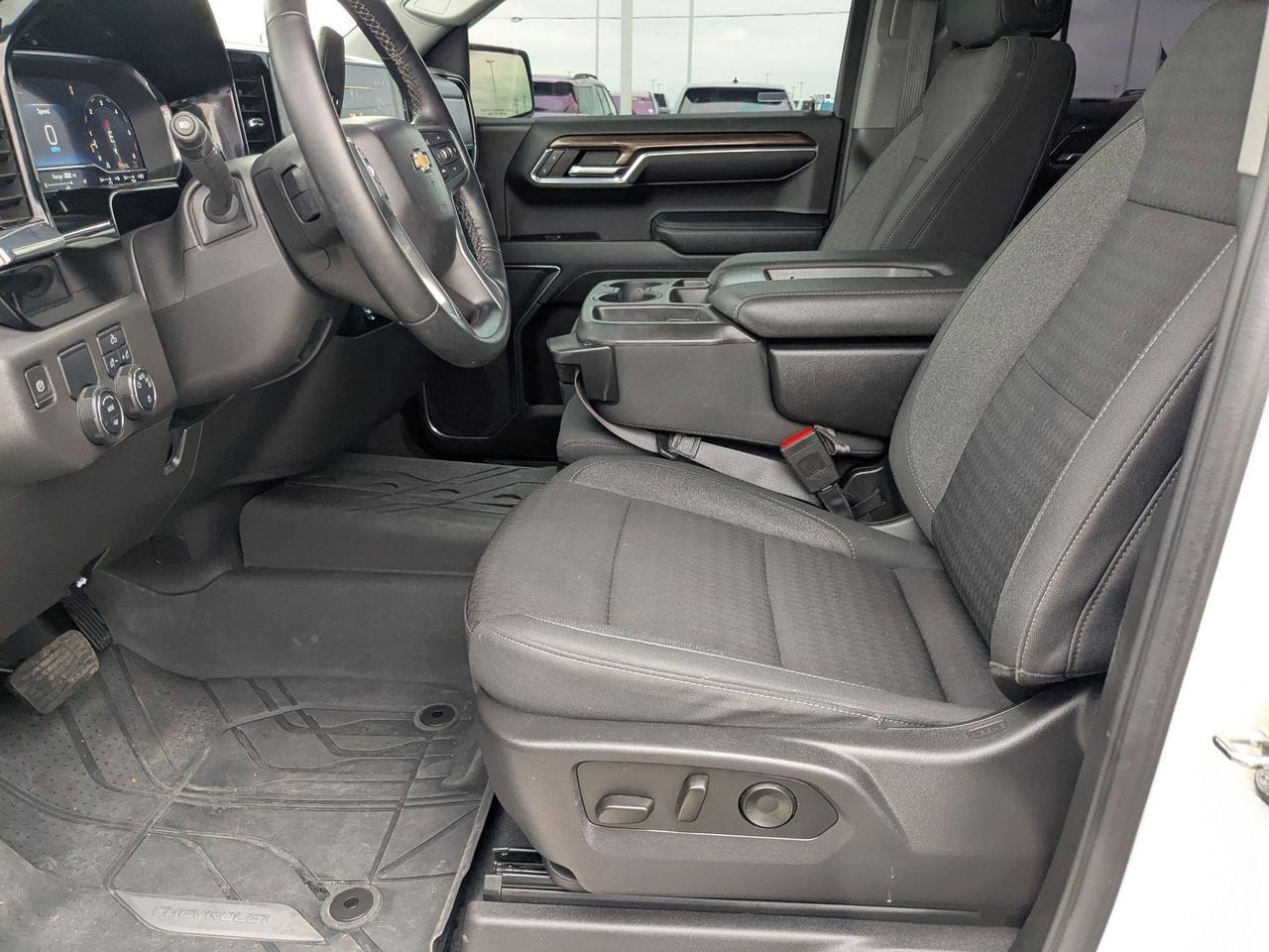 2024 Chevrolet Silverado 1500 LT Castroville TX