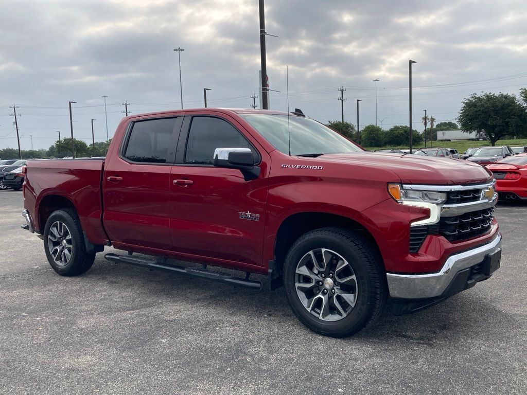 2024 Chevrolet Silverado 1500 LT