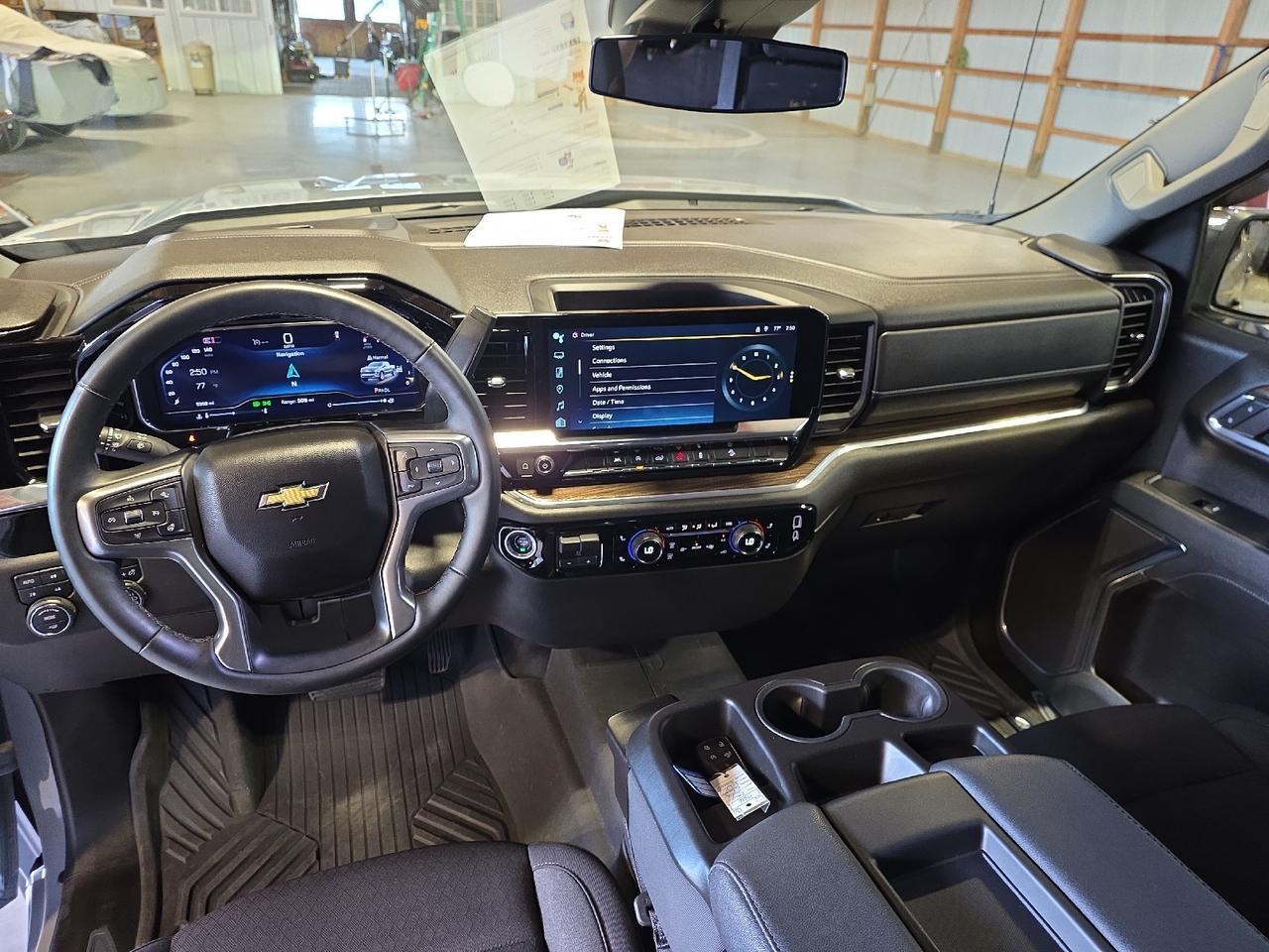 2024 Chevrolet Silverado 1500 LT Sand Lake NY