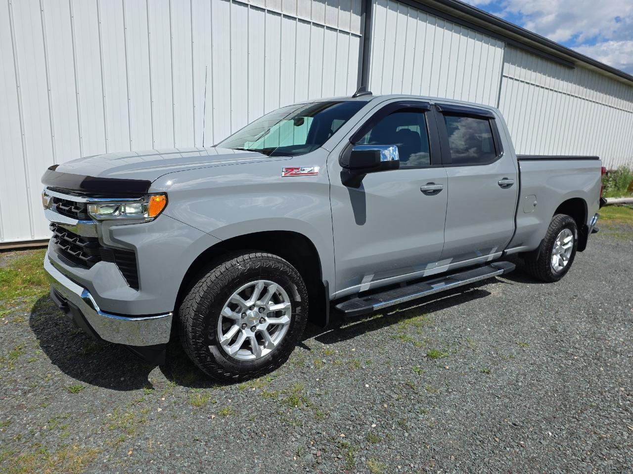 2024 Chevrolet Silverado 1500 LT Sand Lake NY