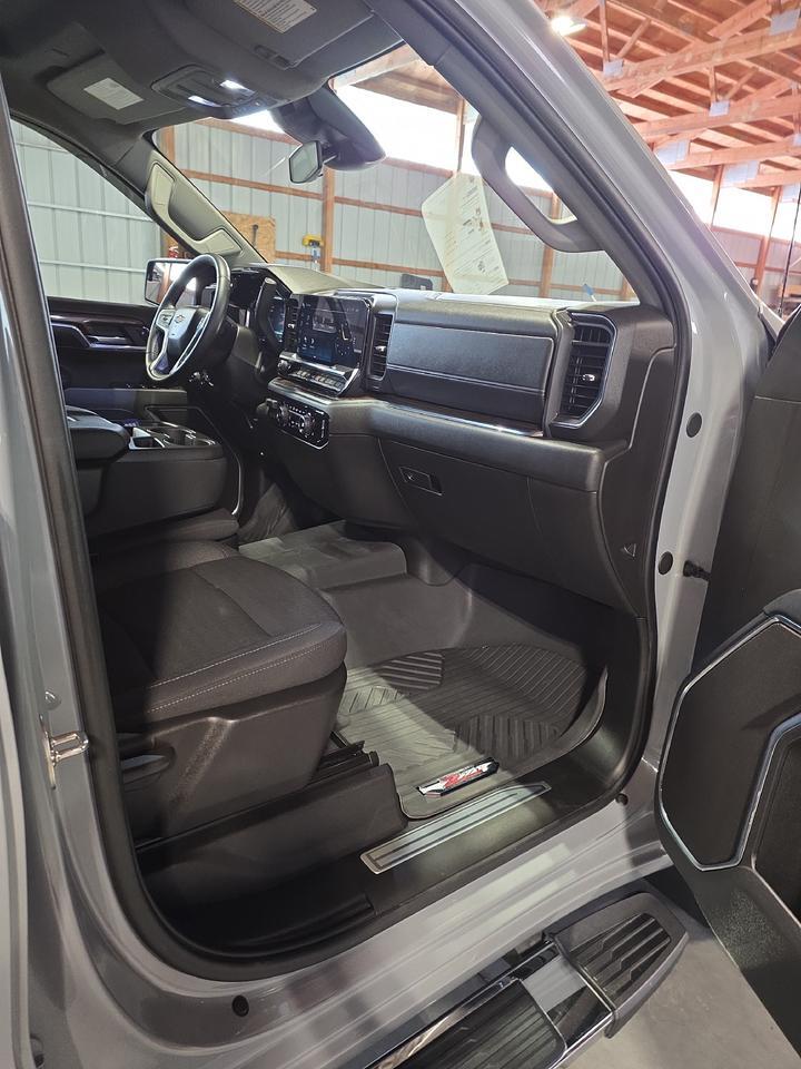 2024 Chevrolet Silverado 1500 LT Sand Lake NY
