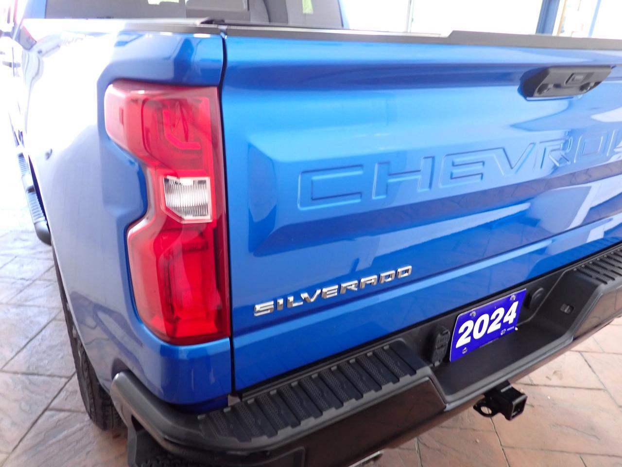 2024 Chevrolet Silverado 1500 LT Trail Boss 4WD 5'8 BOX CREW CAB Listowel ON