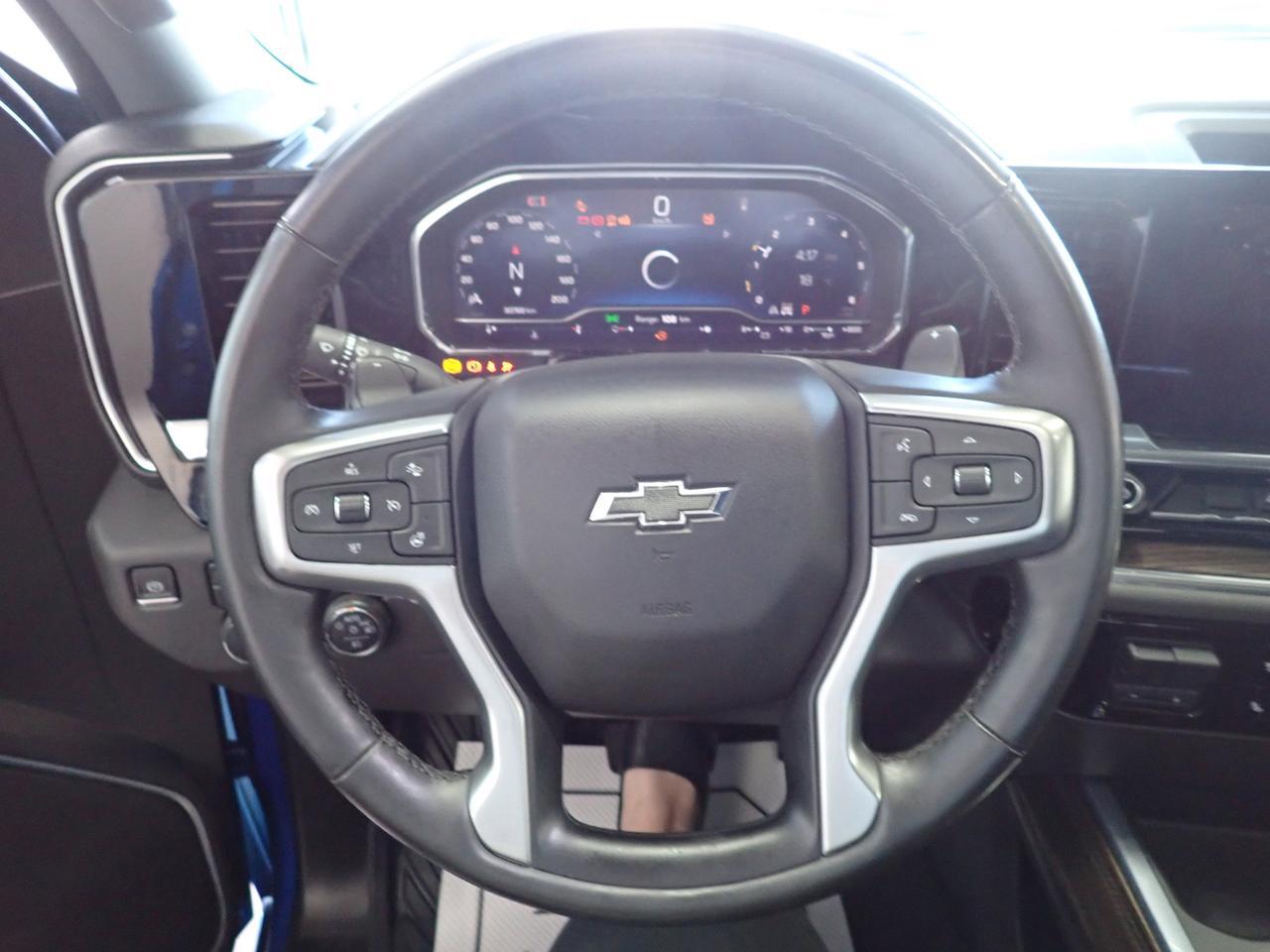 2024 Chevrolet Silverado 1500 LT Trail Boss 4WD 5'8 BOX CREW CAB Listowel ON
