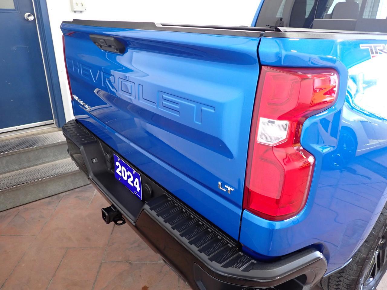 2024 Chevrolet Silverado 1500 LT Trail Boss 4WD 5'8 BOX CREW CAB Listowel ON