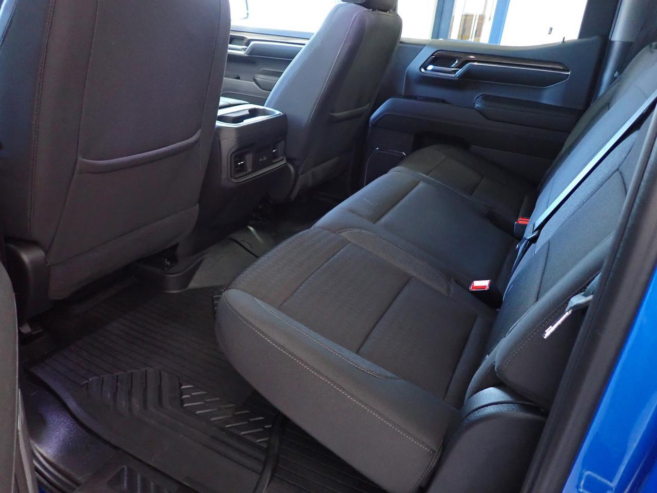 2024 Chevrolet Silverado 1500 LT Trail Boss 4WD 5'8 BOX CREW CAB Listowel ON